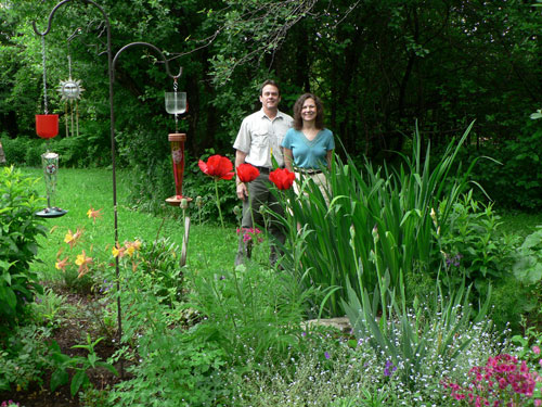 Jim&Ruth in Garden 500pix